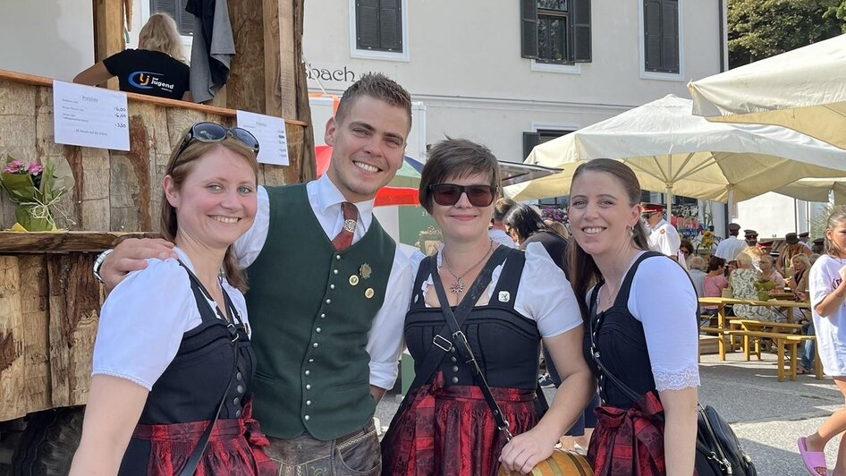 Festgäste in Tracht | © Marktgemeinde Gratwein-Straßengel