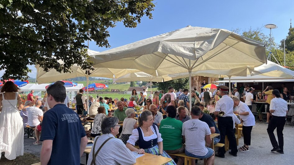 Festplatz mit Gästen | © Marktgemeinde Gratwein-Straßengel