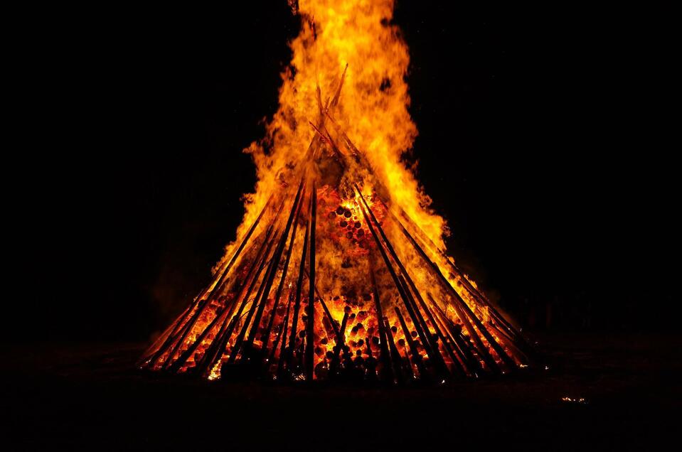 Sonnwendfeuer-Hochriedel-Murtal-Steiermark