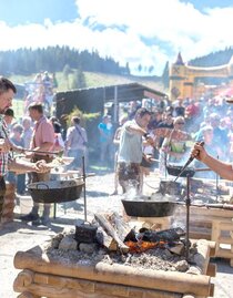 Sterzfest_Kessel_Oststeiermark | © Almwirtshaus Holdahütt'n | Stibor Arzbergerst 3            8162 Passail | © Almwirtshaus Holdahütt'n