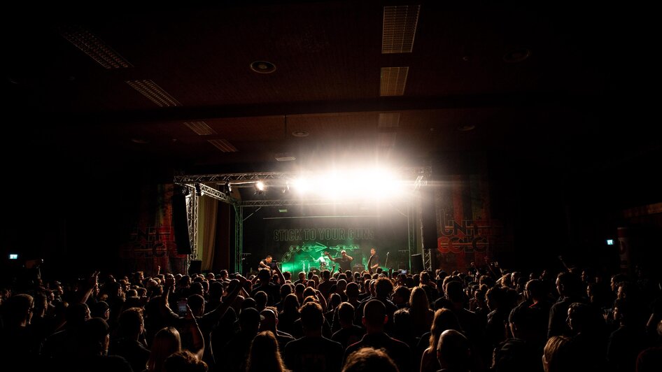 Volles Konzert beim United Colors Festival. | © United Colors Events
