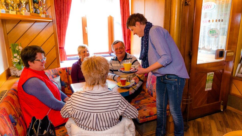 CafeBärlisInn-Gäste-Murtal-Steiermark | © Café und Pub Bärlis Inn