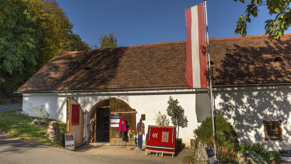 Weingut Winkler-Hermaden | © Schlösserstraße