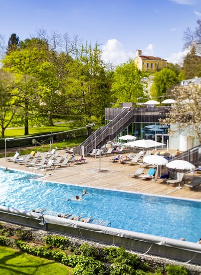 Die Therme der Ruhe Bad Gleichenberg im Sommer | Werner Krug | © Die Therme der Ruhe Bad Gleichenberg