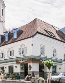 Götzl Village Grocery Store_Eastern Styria | © Dorfgreißlerei Götzl