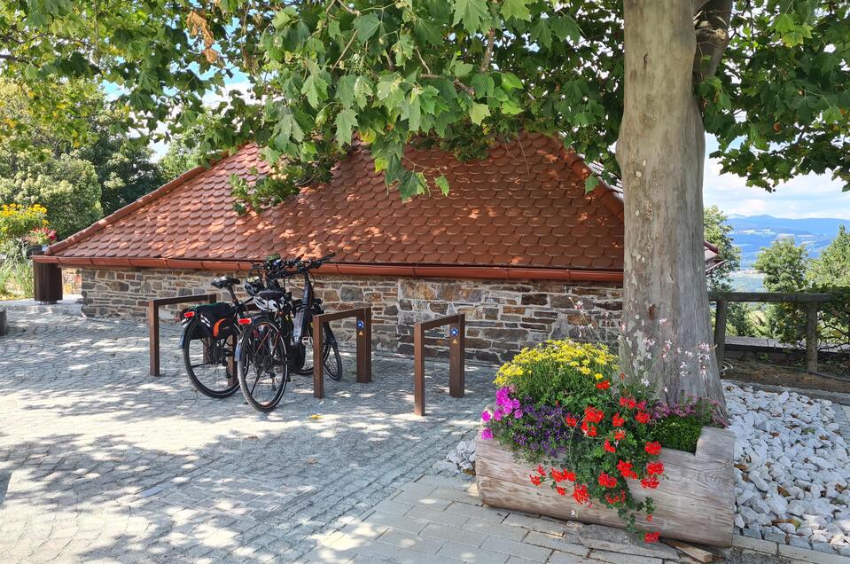 E-Bike Ladestation Hauptplatz  Pöllauberg - Impression #1 | © Tourismusverband Oststeiermark