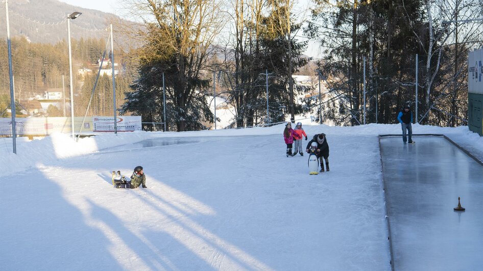 EislaufenSeckau-Eislaufplatz1-Murtal-Steiermark | © Anita Fössl