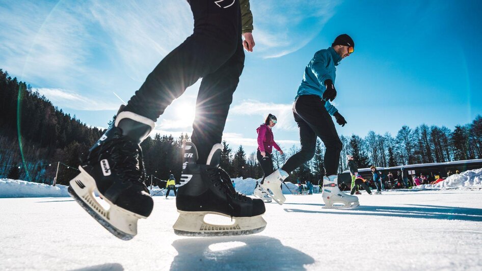 Auszeit Ausseerland, Schlittschuhverleih, Tauplitz | © Auszeit Ausseerland