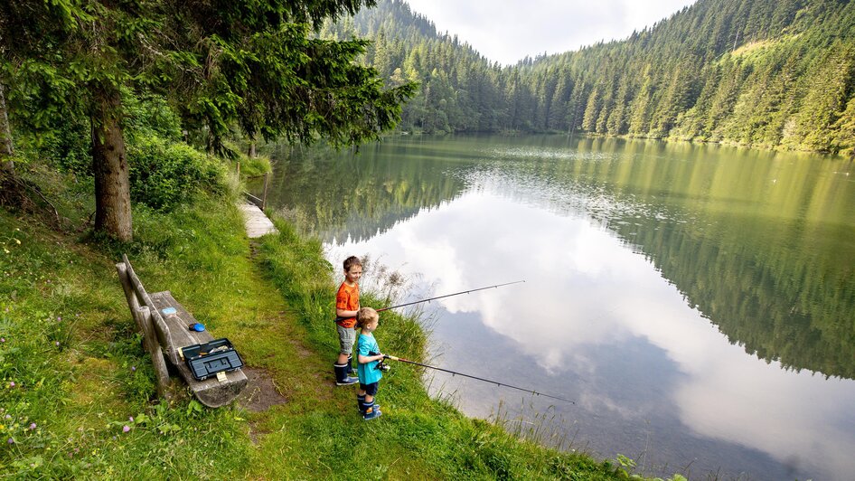 Kinder fischen | © Tourismusverband Murau