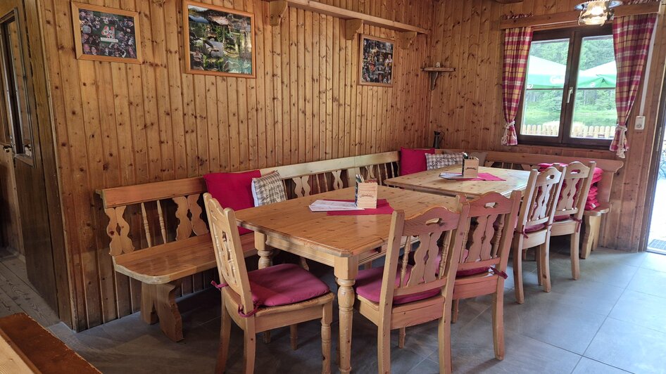 Fischerhütte innen | © TVB Murau