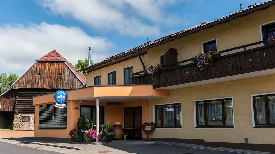 GasthausMossauer-Außenbereich1-Murtal-Steiermark | © Gasthaus Mossauer