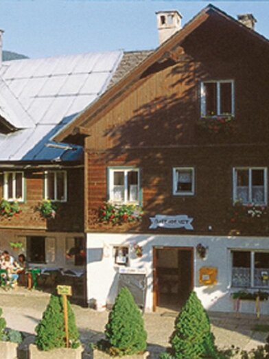 Veit Inn, Grundlsee, Summer in the guest garden | © Gasthof Veit | Gasthof Veit | © Gasthof Veit