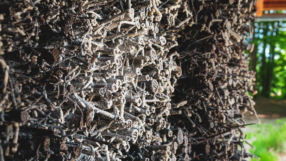 Detail der Reisigwände der Gradieranlage | © Region Graz - Bernd Grosseck