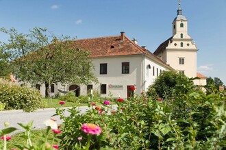 House of women_exterior_view_eastern_styria | © Haus der Frauen