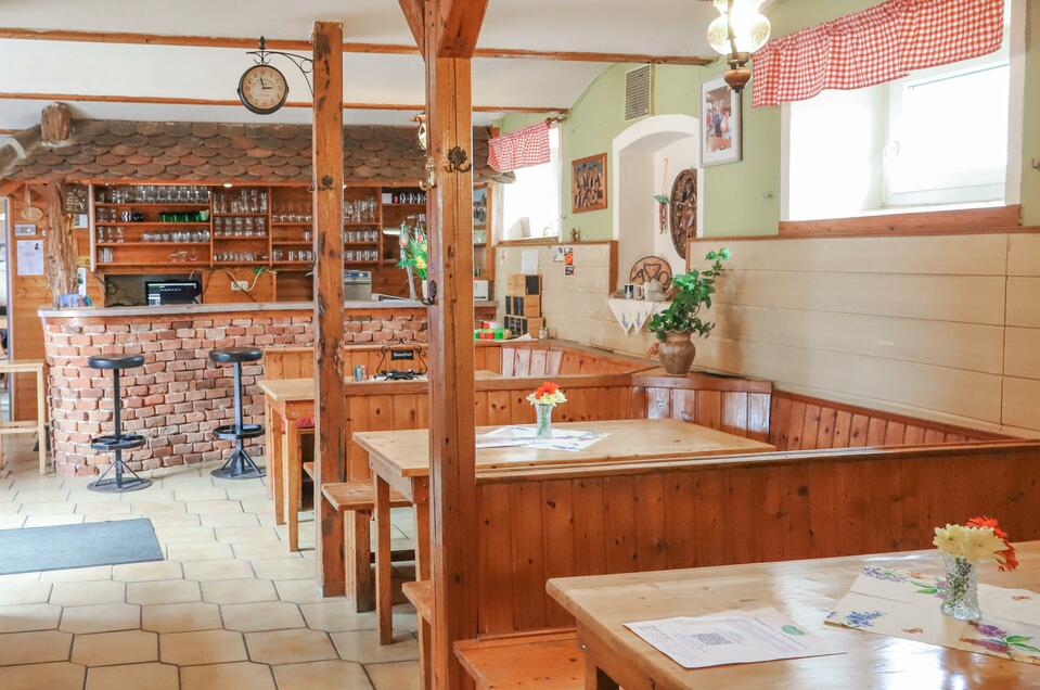 Snack station Herbst-Wiener - Impression #1 | © Tourismusverband Oststeiermark