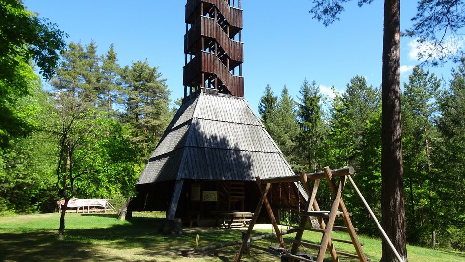 Klimazukunftsweg_Aussichtsturm_Oststeiermark | © KEM Naturpark Pöllauer Tal