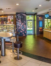 McDonalds-Innenbereich-Murtal-Steiermark | Gamsjäger | © Gamsjäger