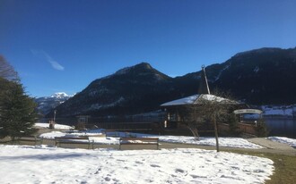 Gemeindepark Grundlsee im Winter | © Waltraud Loitzl