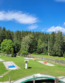 Chrizzlys cottage_minigolf_Eastern Styria | © Tourismusverband Oststeiermark | Sarah Schweiger | © Tourismusverband Oststeiermark