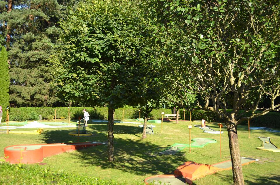 Minigolf beim Freizeitzentrum Römerhütte - Impression #1 | © Freizeitzentrum Römerhütte