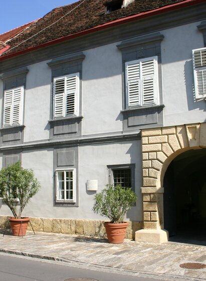 Museum im alten Zeughaus | Kranzelbinder | © MiaZ