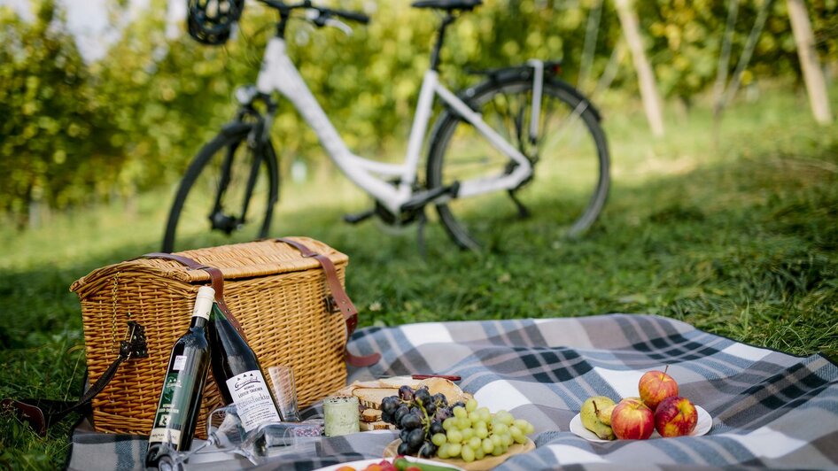 Römerweinstraße_Picknick_Oststeiermark | © Tourismusverband Oststeiermark