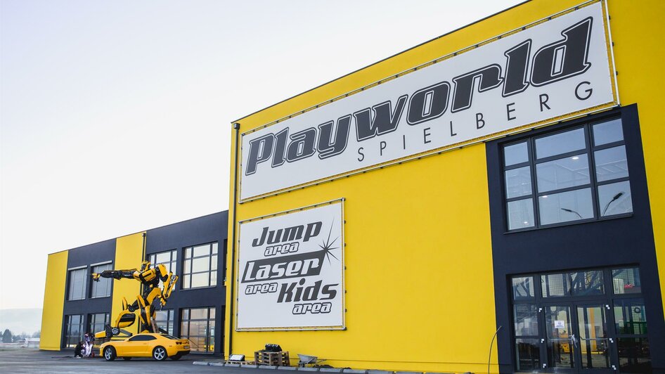 Playworld-Außenansicht-Murtal-Steiermark | © Playworld Spielberg