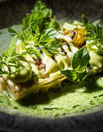 Fischgericht mit frischen Kräutern | © Kupferdachl - Werner Krug