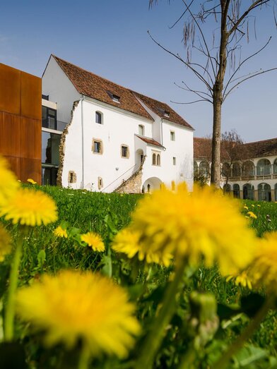 Hartberg Castle_Flowers_Eastern Styria | © Tourismusverband Oststeiermark | Bernhard Bergmann | © Tourismusverband Oststeiermark