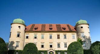 Reitenau Castle1_Eastern Styria | © Hubertus Lentz