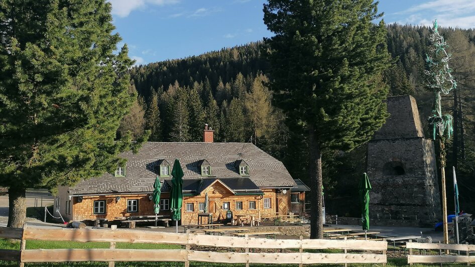 Schmelzhütte-Außenansicht-Murtal-Steiermark | © Herbert Schönhart