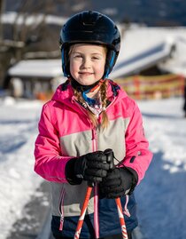 Skischool Felbe_child on the carpet_Eastern Styria | Klaus Ranger | © Tourismusverband Oststeiermark