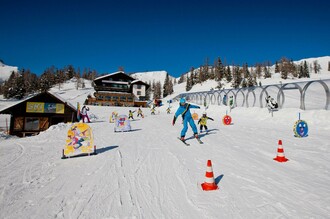 Ski school Mount Action, Tauplitzalm, children's land | © Die Tauplitz/T. Lamm