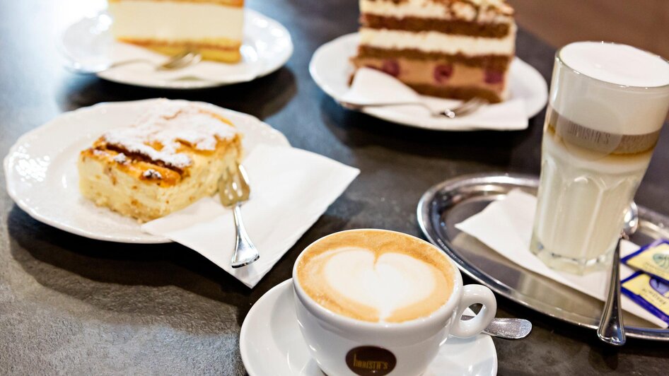 Urdlwirt - Kaffee mit Kuchen und Torte | © Urdlwirt Hotel - Restaurant