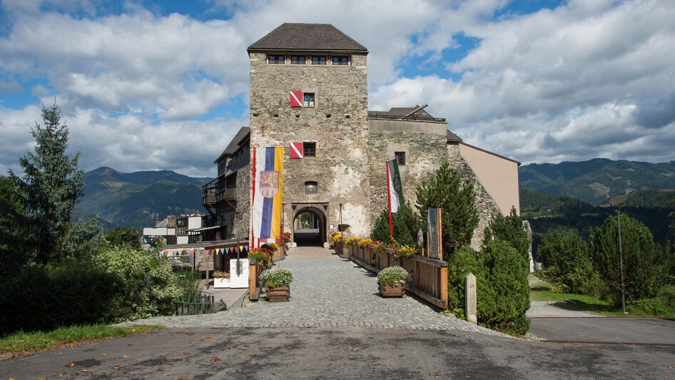Burg | © Helmut Reisinger
