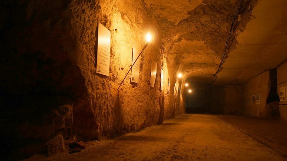 Ausstellung in der Römerhöhle | © Stefan Matic