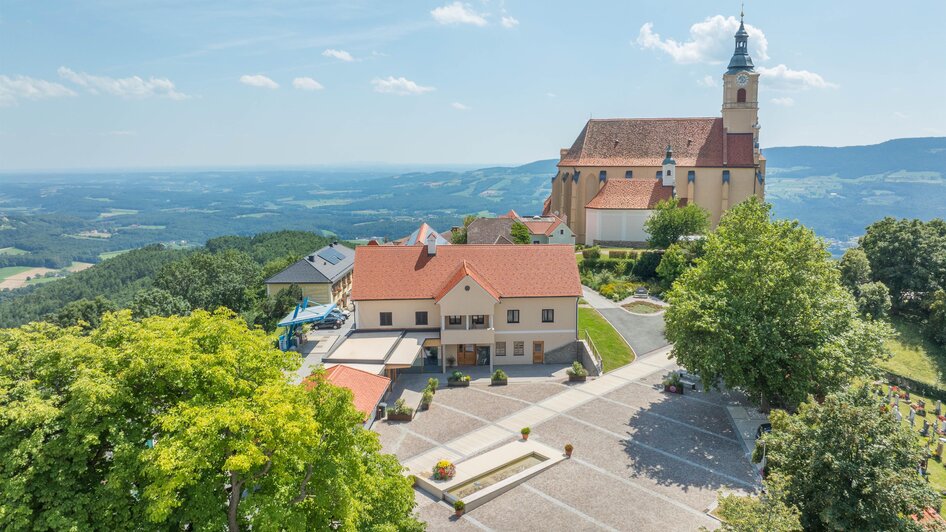 Wallfahrtskirche_Weingarten Blick_Oststeiermark | © Helmut Schweighofer