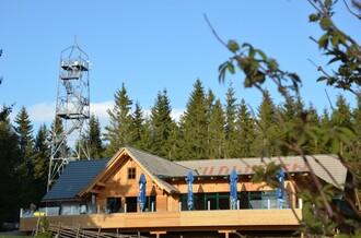 Wildwiesenhütte_von außen_Oststeiermark | © Wildwiesenhof