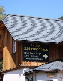 Wimmer, Altaussee, Echter Zirbenschnaps | © Viola Lechner | Viola Lechner | © Viola Lechner
