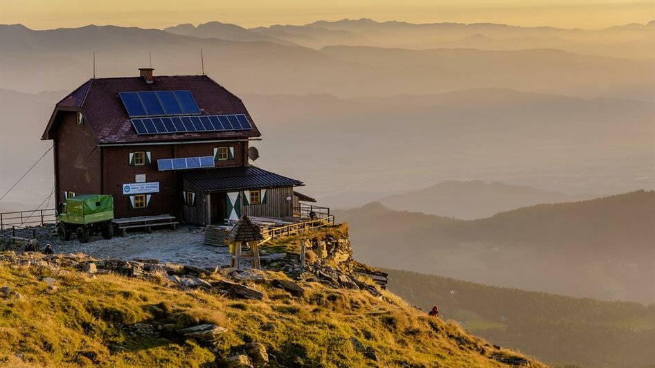 Zirbitzkogel-Schutzhaus-Murtal-Steiermark | © TB Zirbenland