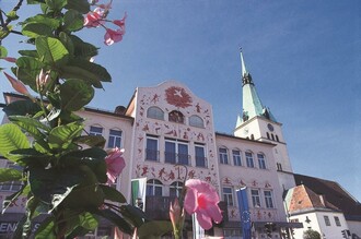 Arik-Brauer-Rathaus-Voitsberg_Frühling | © Robert Cescutti