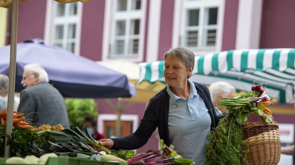 Bauernmarkt 2