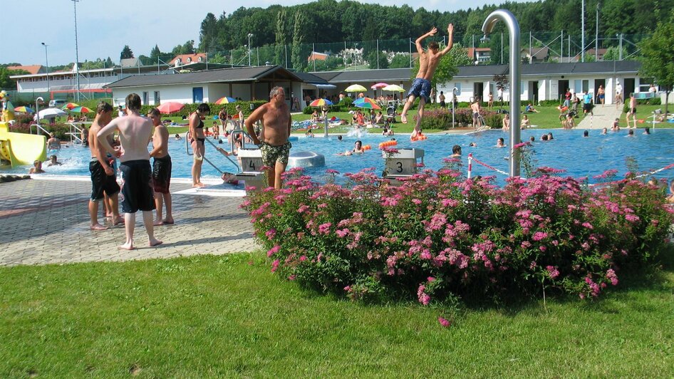 Erlebnisfreibad Markt Hartmannsdorf | © Gemeinde Markt Hartmannsdorf