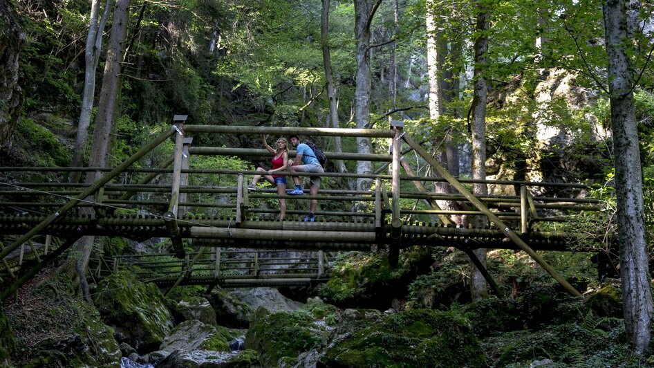 Brücke über den Bach des Kesselfallklamms | © Region Graz-Tom Lamm