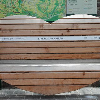 Styria Heart Bench_Eastern Styria | © Birgit Kandlbauer