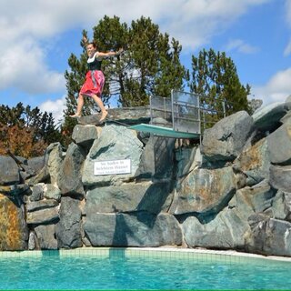 Costume jumping in the spa resort | © Thermenresort Loipersdorf