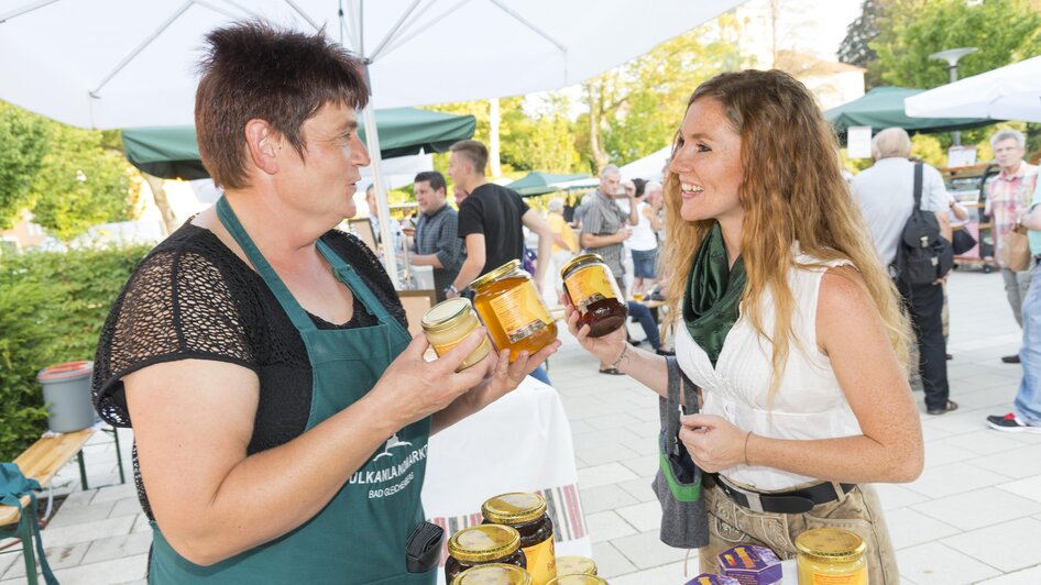 Einkaufen am Vulkanlandmarkt Bad Gleichenberg | © Vulkanlandmarkt