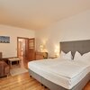 Photo of double room with bath tube, WC