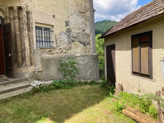 Burghof Annakapelle2
