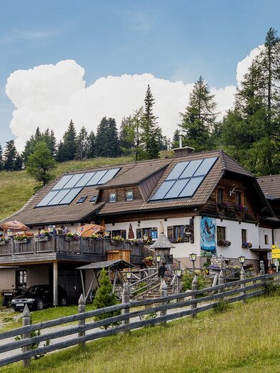 Aussenansicht Sommer | © Dreiwiesenhütte | Dreiwiesenhütte | © Dreiwiesenhütte